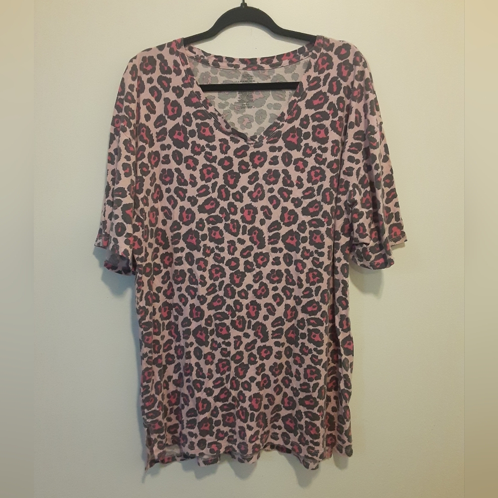 Secret Treasures Pink Leopard Print V-Neck Top
